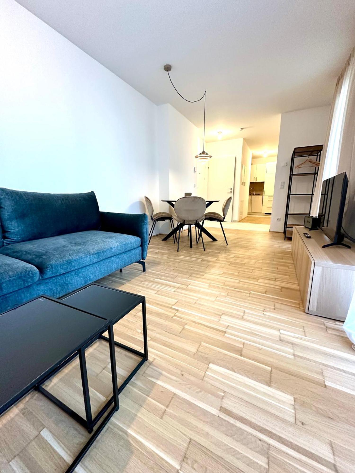 Coho City Apartments Mit Hauseigener Tiefgarage Vienna Exterior photo