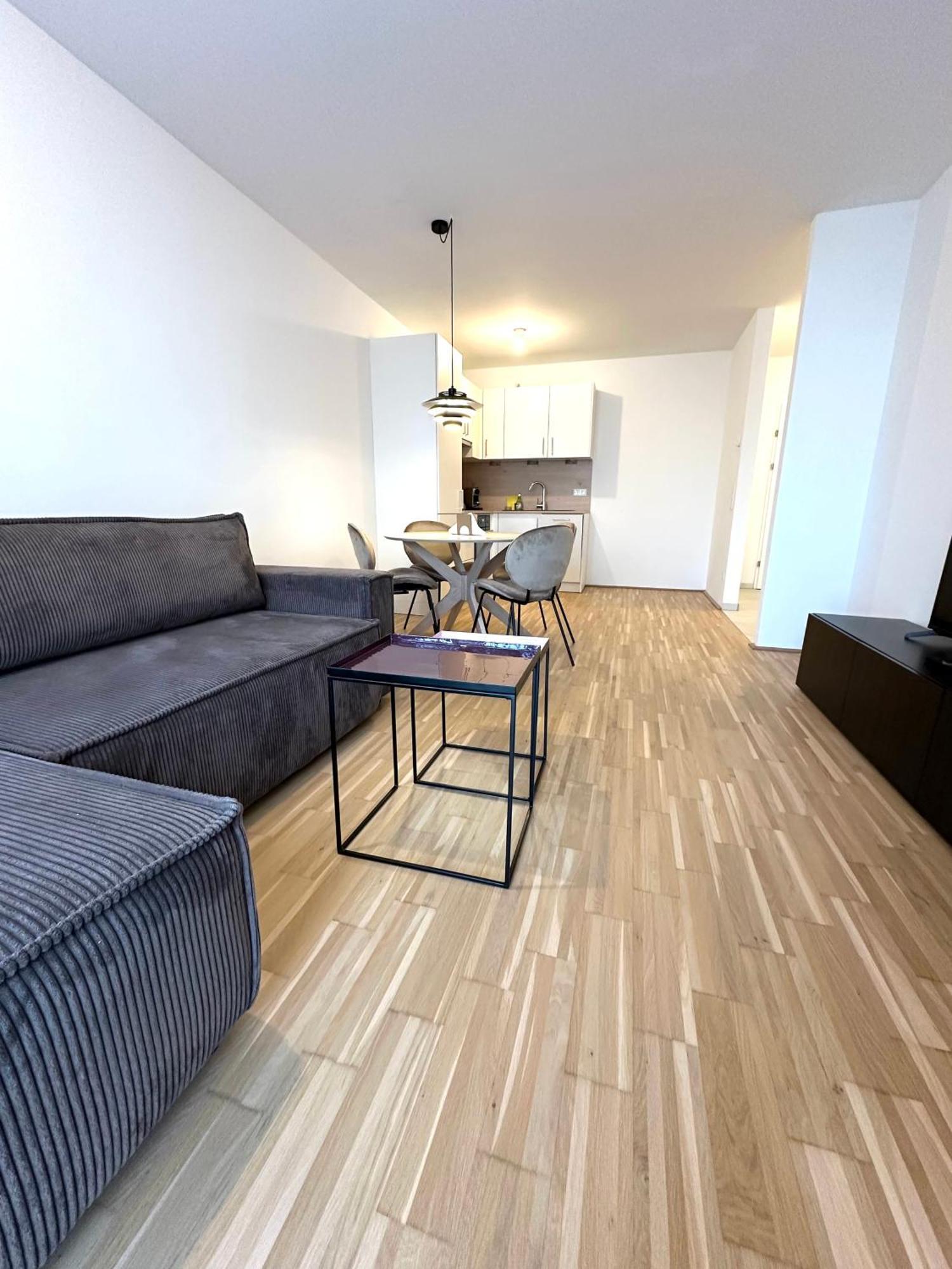 Coho City Apartments Mit Hauseigener Tiefgarage Vienna Exterior photo
