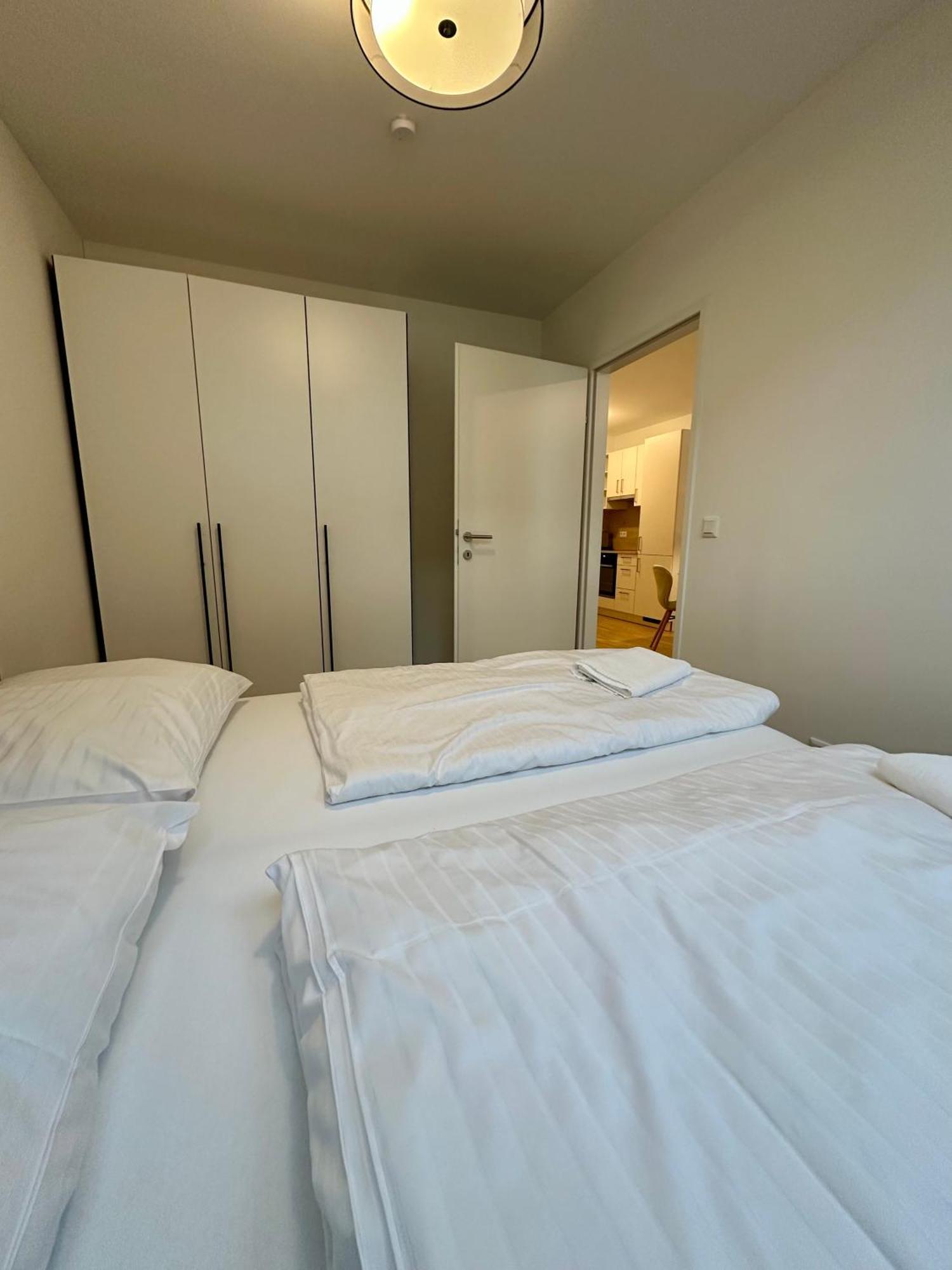 Coho City Apartments Mit Hauseigener Tiefgarage Vienna Exterior photo